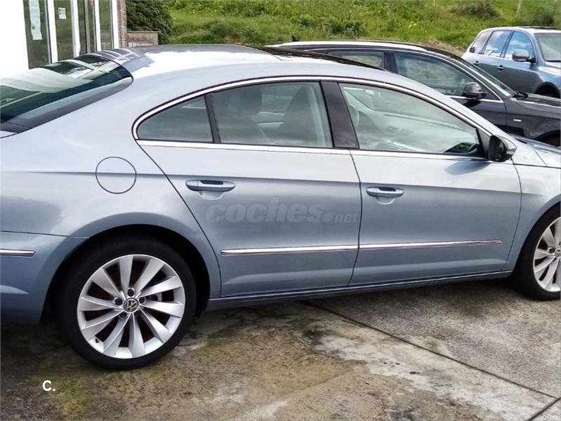 VOLKSWAGEN Passat CC 2.0 TDI 140cv DPF BlueMotion Technology 4p.