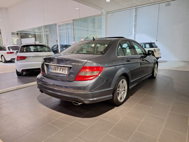 MERCEDES-BENZ Clase C 320 CDI Advangarde