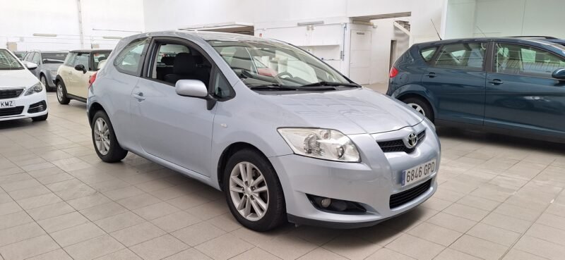 TOYOTA AURIS 2.0 D4D