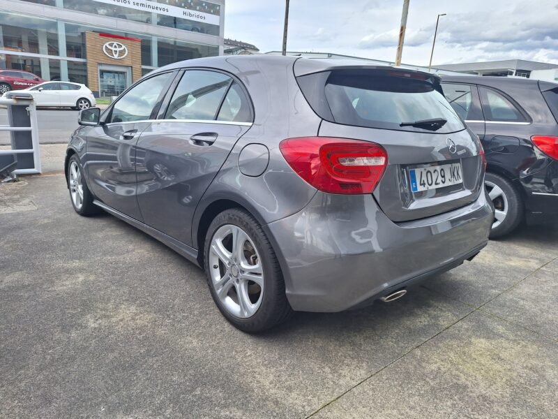 MERCEDES-BENZ Clase A 180 CDI