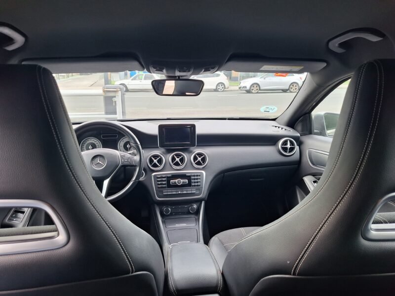 MERCEDES-BENZ Clase A 180 CDI