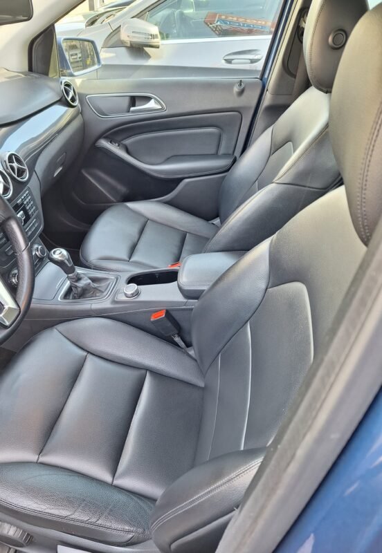 MERCEDES-BENZ Clase A 180 CDI