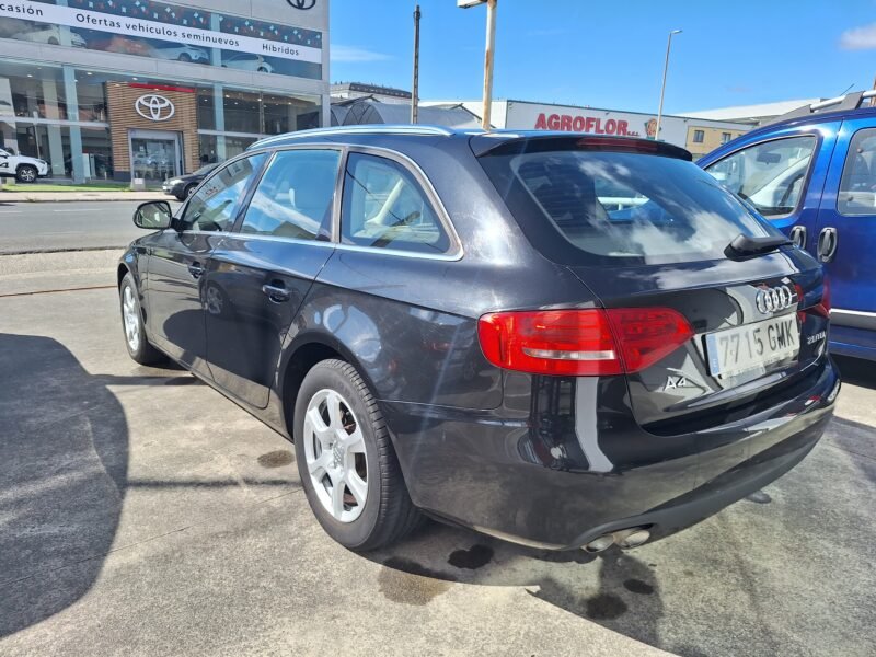 AUDI A4 Familiar 2.0 TDI 143