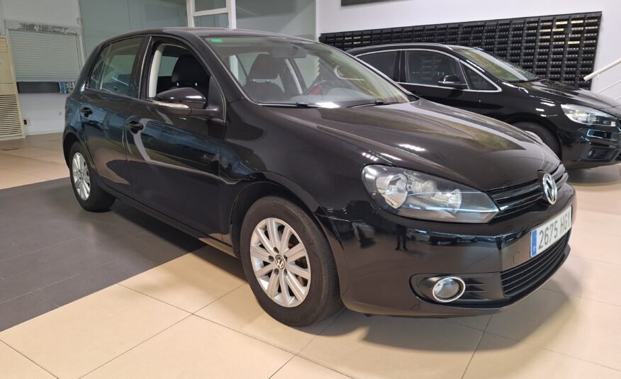 VOLKSWAGEN Golf VI 1.6 TDI