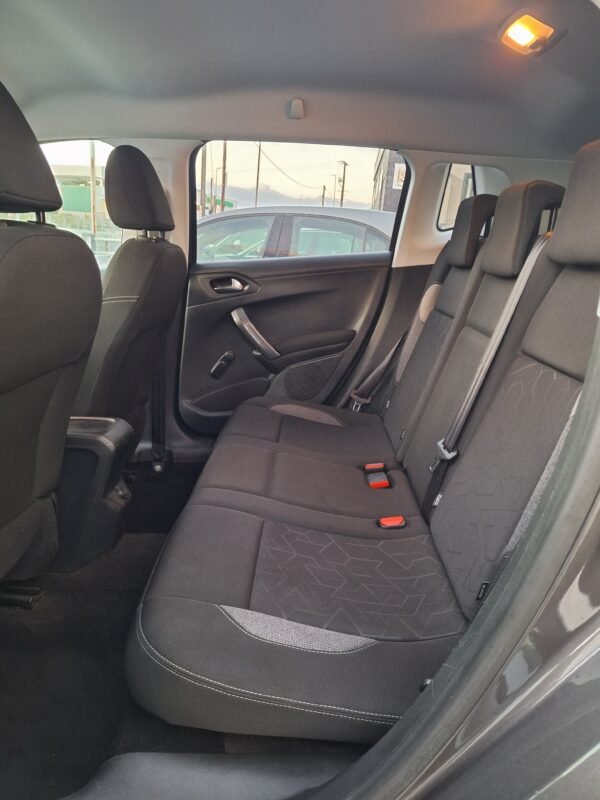 PEUGEOT 2008 1.6 HDI