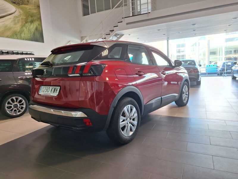 PEUGEOT 3008 1.5 BLUEHDI