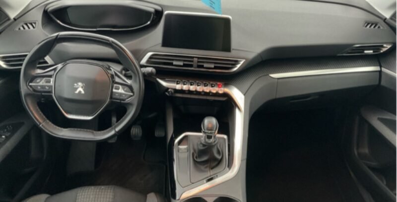 PEUGEOT 3008 1.5 BLUEHDI