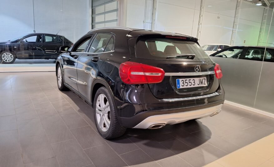 MERCEDES-BENZ GLA 220CDI