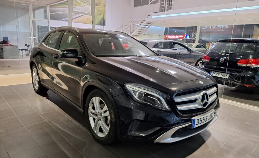 MERCEDES-BENZ GLA 220CDI