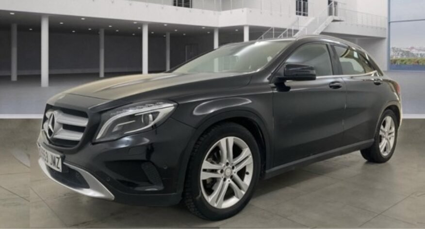 MERCEDES-BENZ GLA 220CDI