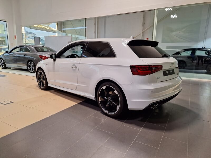 AUDI A3 2.0 TDI S.line quattro