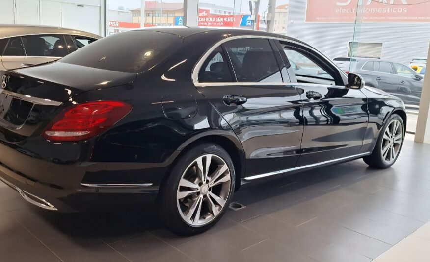 MERCEDES-BENZ Clase C 200CDI