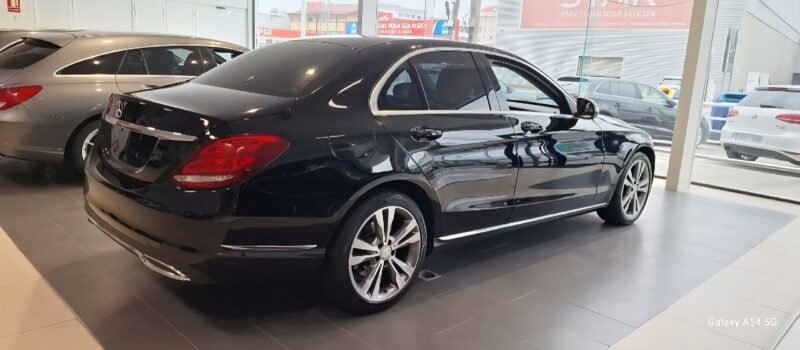 MERCEDES-BENZ Clase C 200CDI