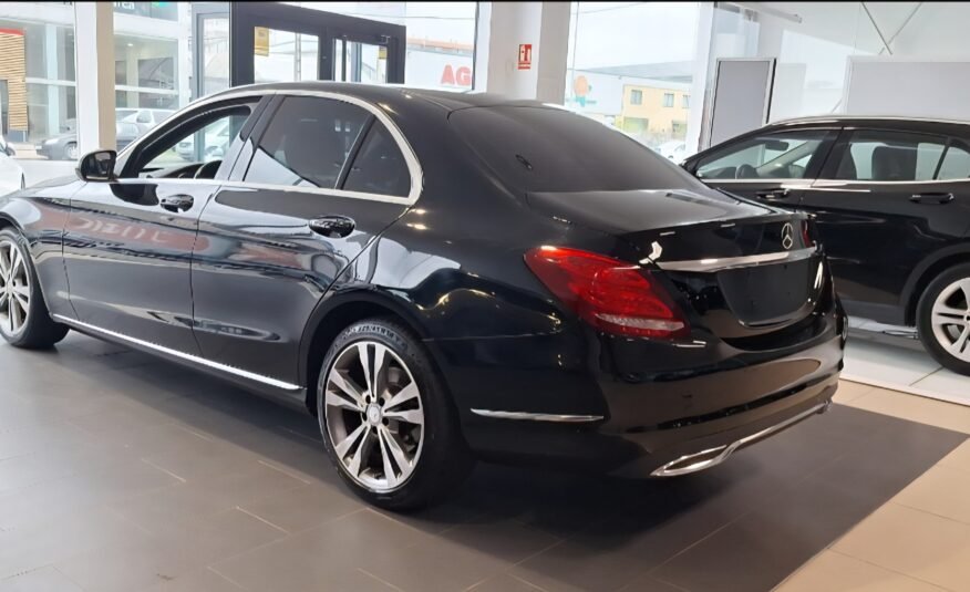 MERCEDES-BENZ Clase C 200CDI